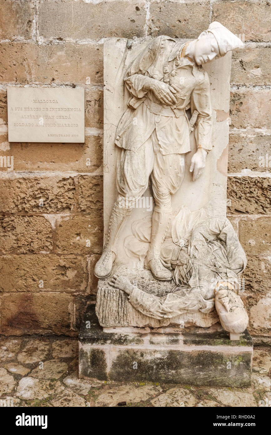 Artefakt, historische militärische Museum von San Carlos, in Palma de Mallorca Stockfoto