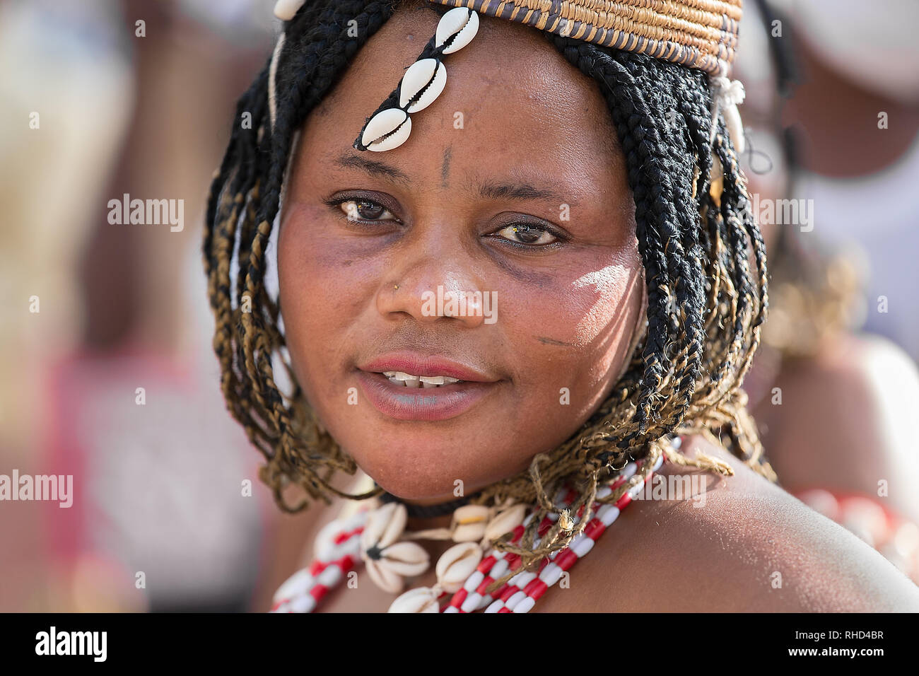 Gorizia, Italien - 27. August 2017: Musiker von Benin traditionelle Dance Company in der Stadt Straße während der internationalen Folklore Festival Stockfoto