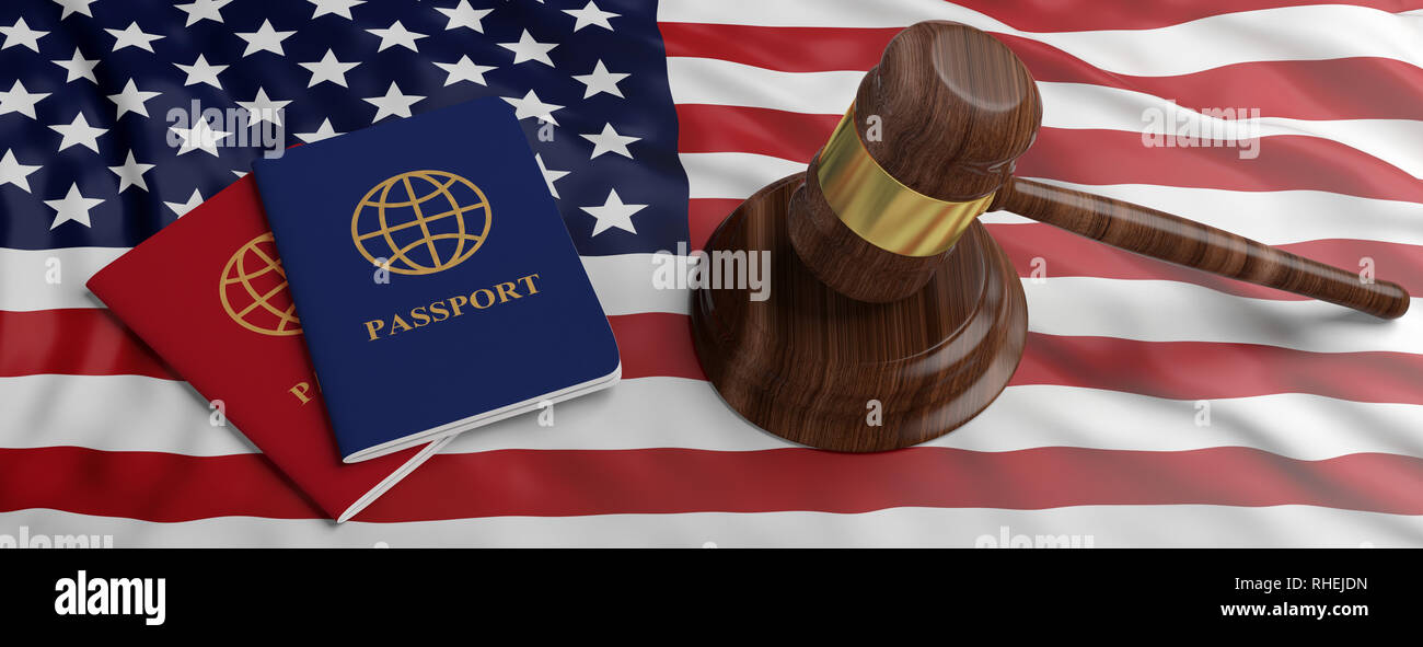 USA Zuwanderungsgesetz. Zwei Pässe und ein Richter Hammer auf uns von Amerika Flagge Hintergrund, Banner. 3D-Darstellung Stockfoto