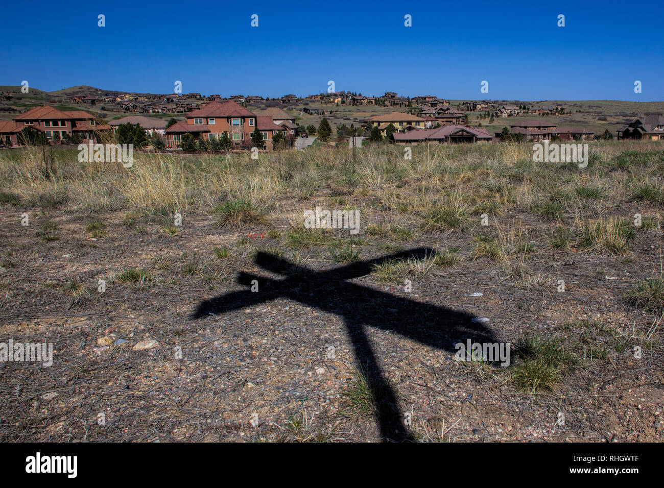 Die Kante von suburbia auf der Rocky Mountain Front außerhalb von Castle Rock, CO Stockfoto