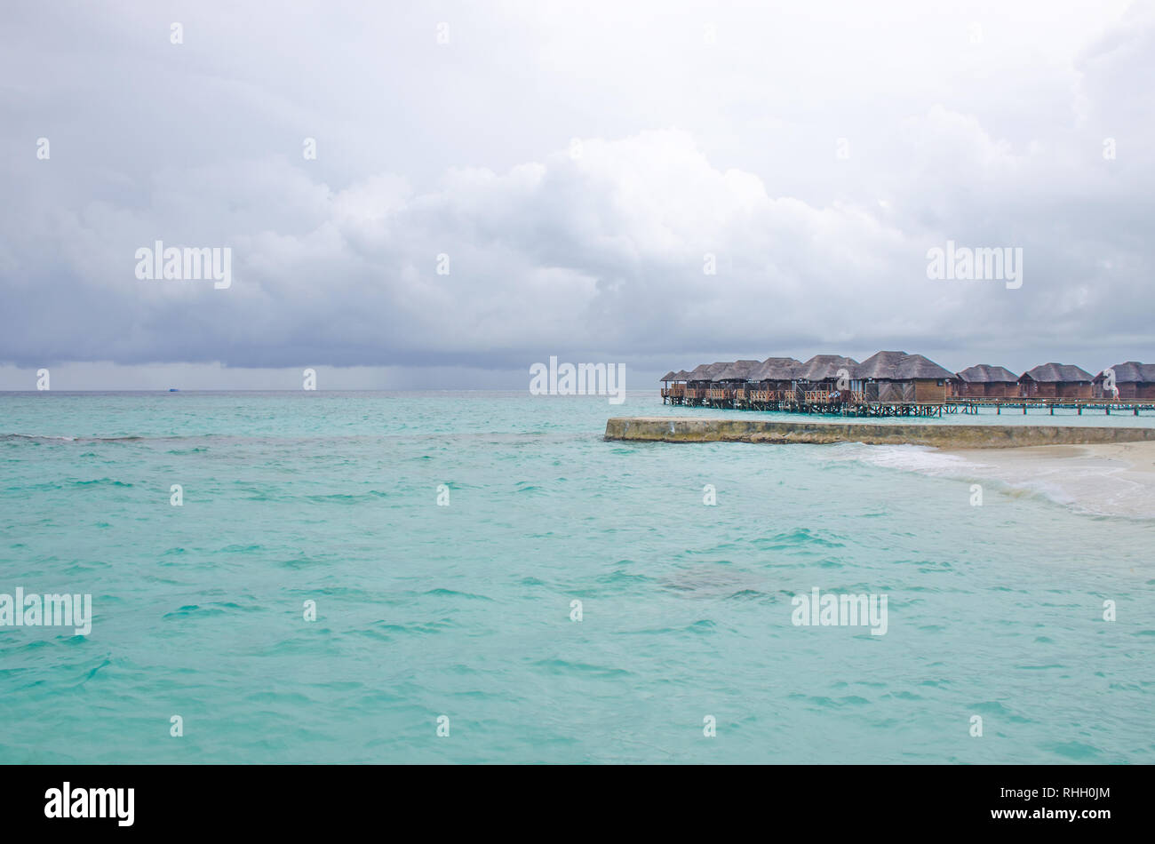 Die Insel Der Malediven Des Hauses Auf Fiholhohi Wasser Eine