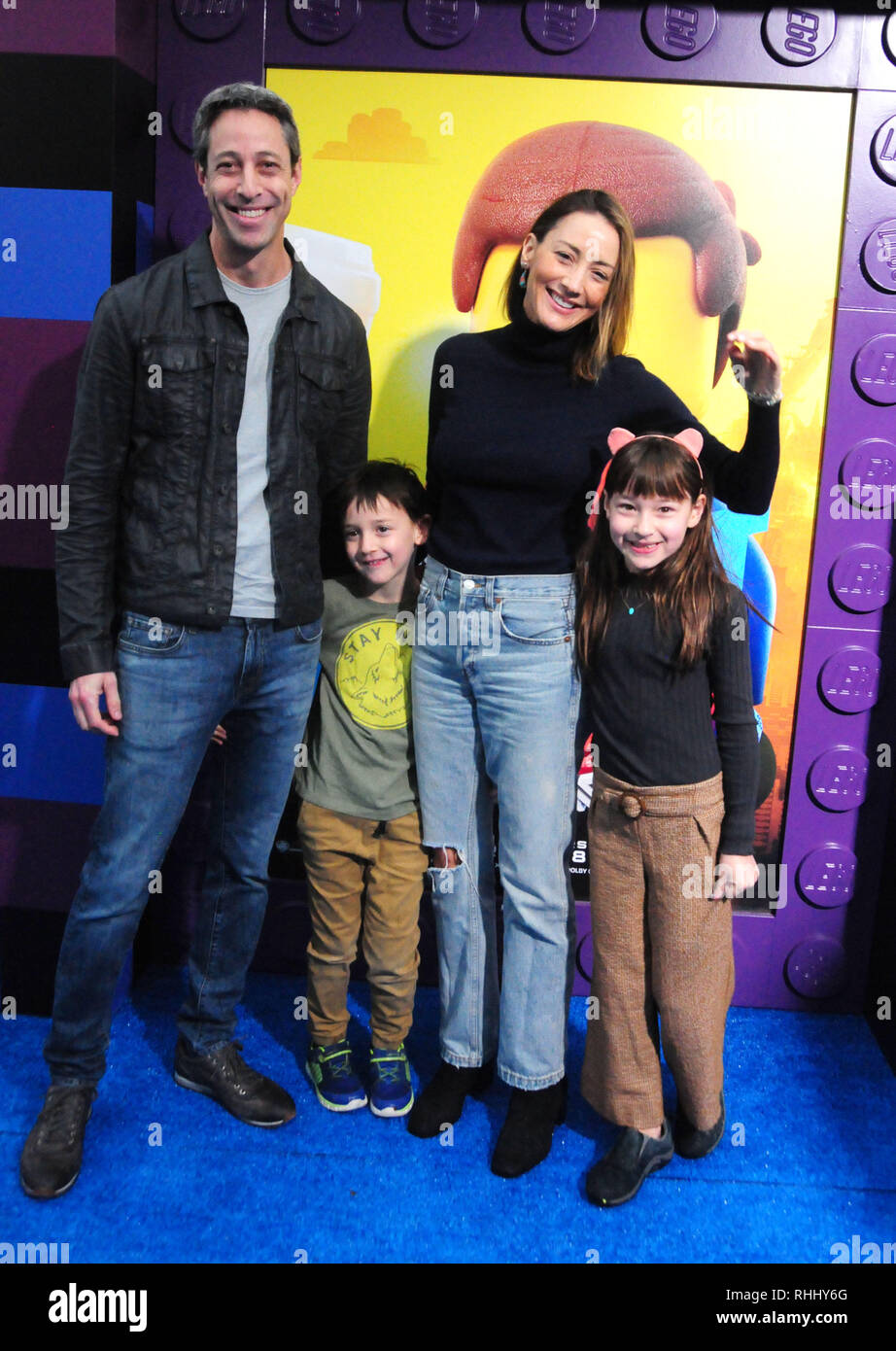 Kalifornien, USA. 2. Feb 2019. Schauspielerin Bree Turner und Familie mit  der Premiere von Warner Bros. Pictures'' Die Lego Film 2: Der zweite Teil