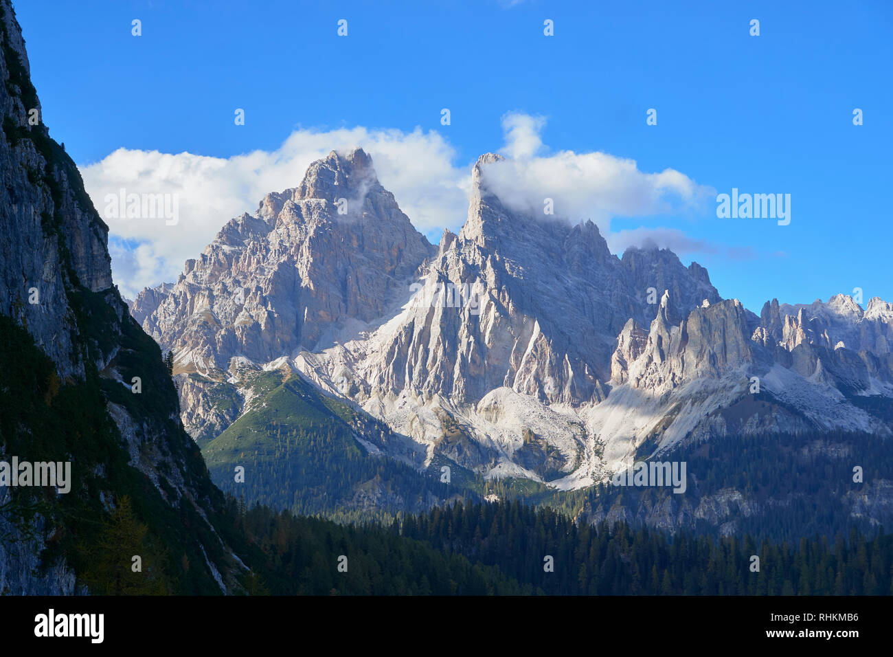 Monte Cristallo gesehen von der Sorapis Gruppe, Dolomiten, Belluno, Venetien, Italien Stockfoto