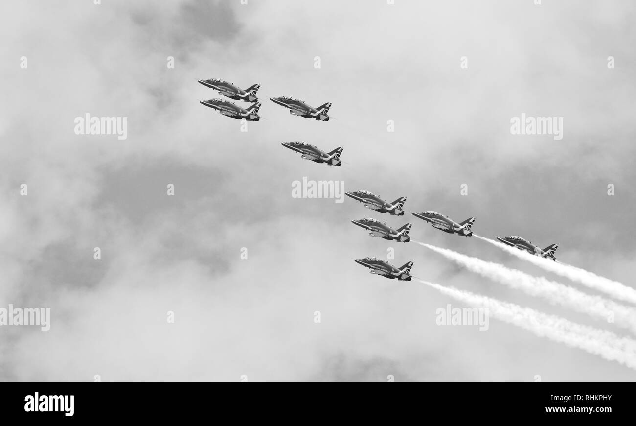 Royal Air Force aerobatic Display Team der roten Pfeile, die in der Royal International Air Tattoo 2018 Stockfoto