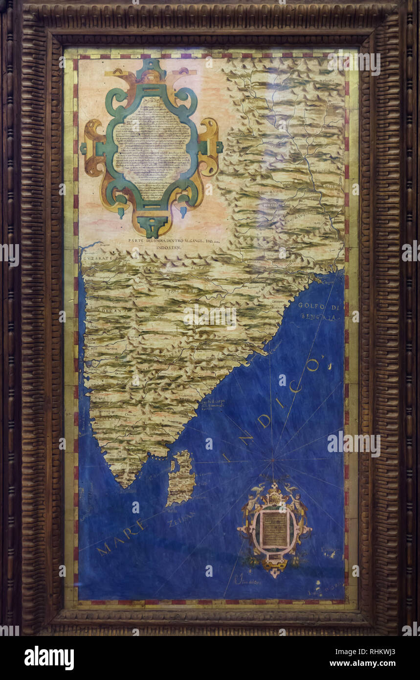Karte des indischen Subkontinents und die Insel Ceylon (Sri Lanka) datiert von 1564-1586 auf Anzeige in der Halle der geographische Karten (Sala delle Carte Geografiche) im Palazzo Vecchio in Florenz, Toskana, Italien. Stockfoto