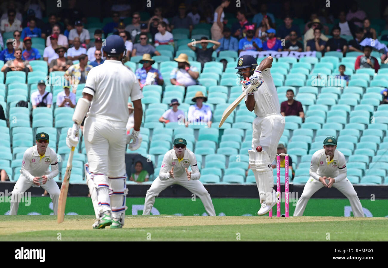 Indien dominiert der erste Tag der abschließenden Test gegen Australien durch ein Jahrhundert von Cheteshwar Pujara bietet: mayank Agarwal, Wo: Sydney, Australien: 03 Jan 2019 Credit: WENN.com Stockfoto