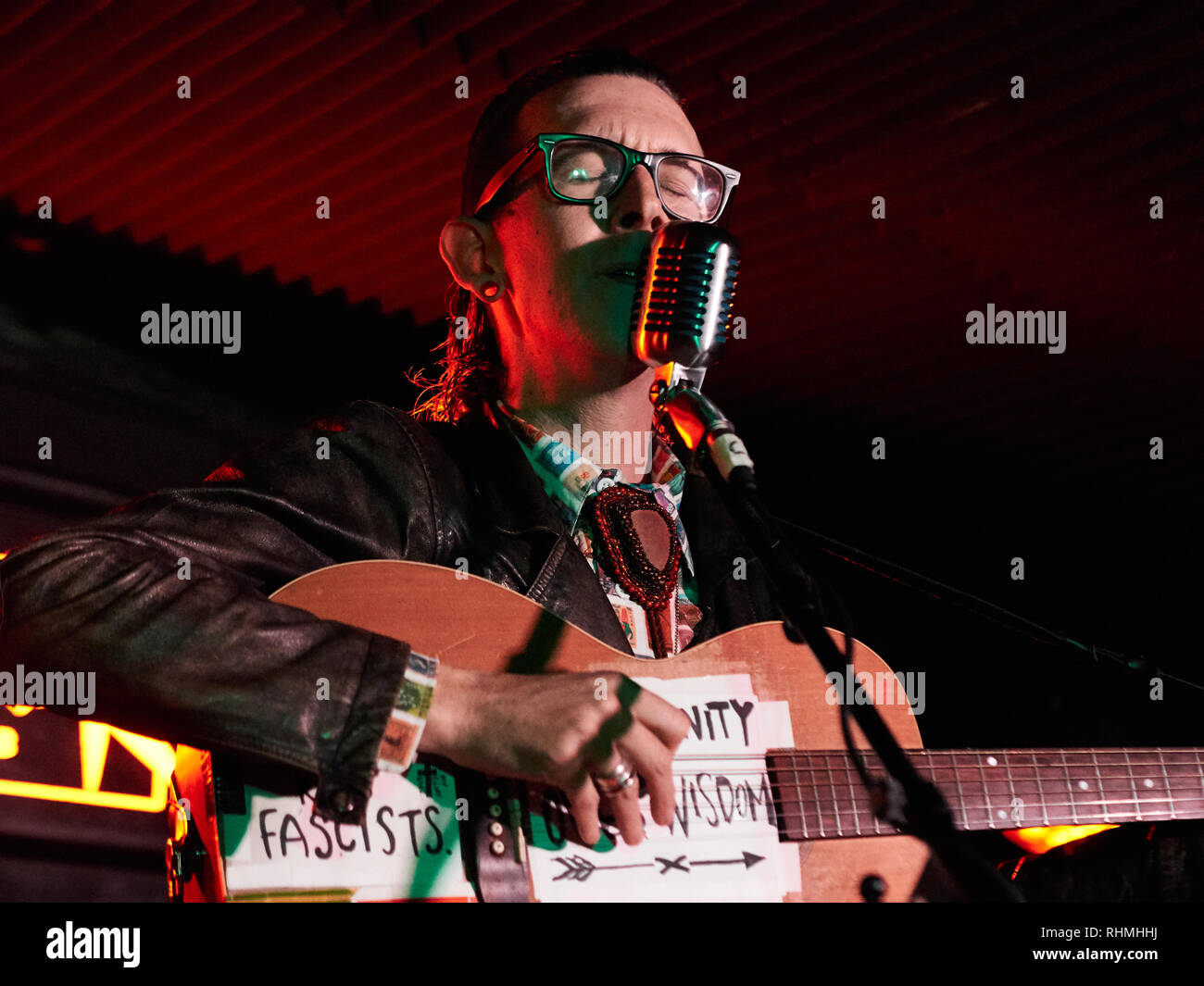 Micha P Hinson durchführen bei Sidecar Factory Club, Barcelona, Spanien. Foto: Mariano Anton. Januar 2019 Stockfoto