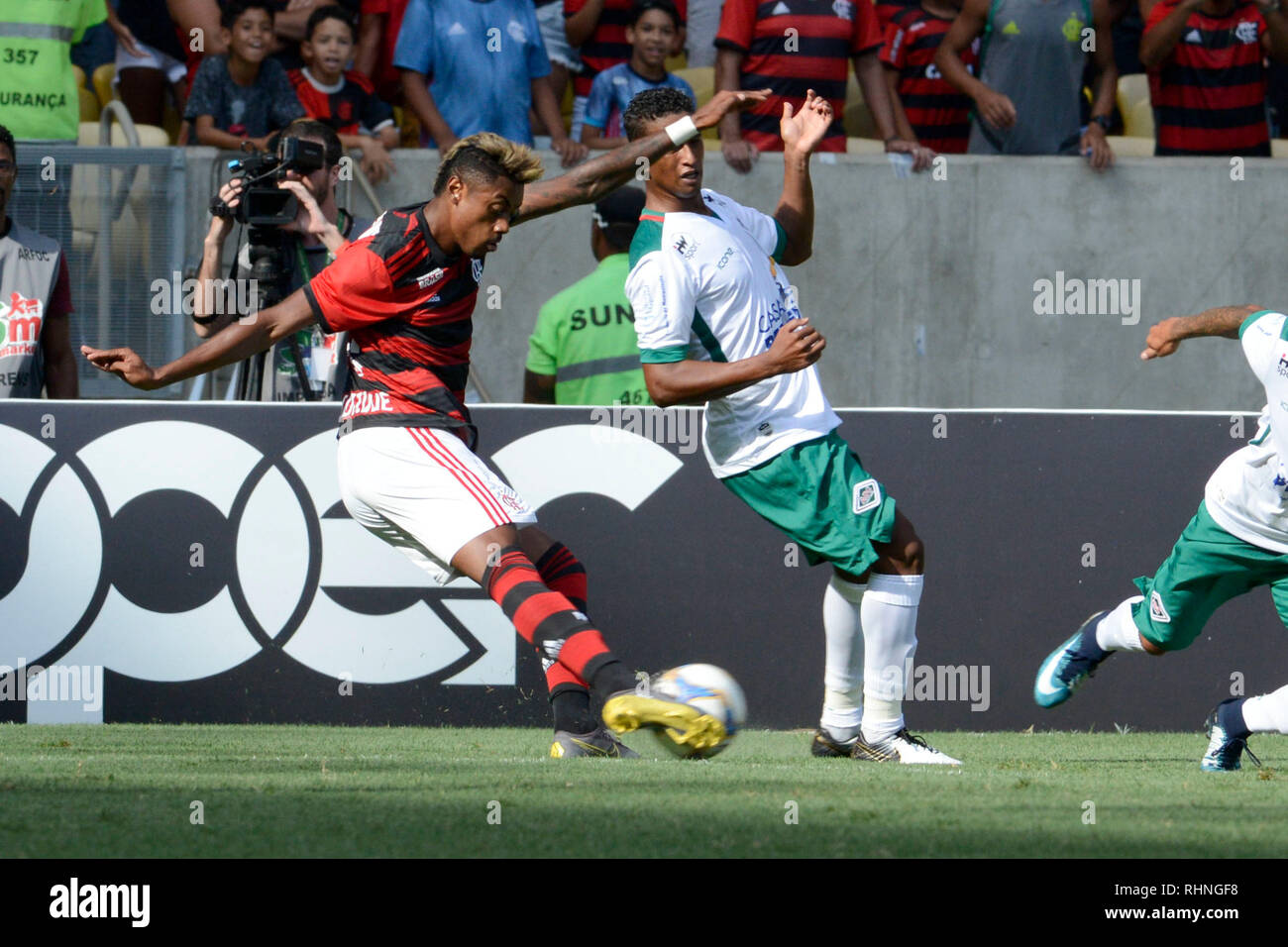 Rio De Janeiro, Brasilien. 03 Feb, 2019. Bruno Henrique bei Flamengo gegen Cabofriense gehalten im Maracanã, für die 5. Runde der Carioca Meisterschaft (Gruanabara Cup) in Rio de Janeiro, RJ. Credit: Celso Pupo/FotoArena/Alamy leben Nachrichten Stockfoto