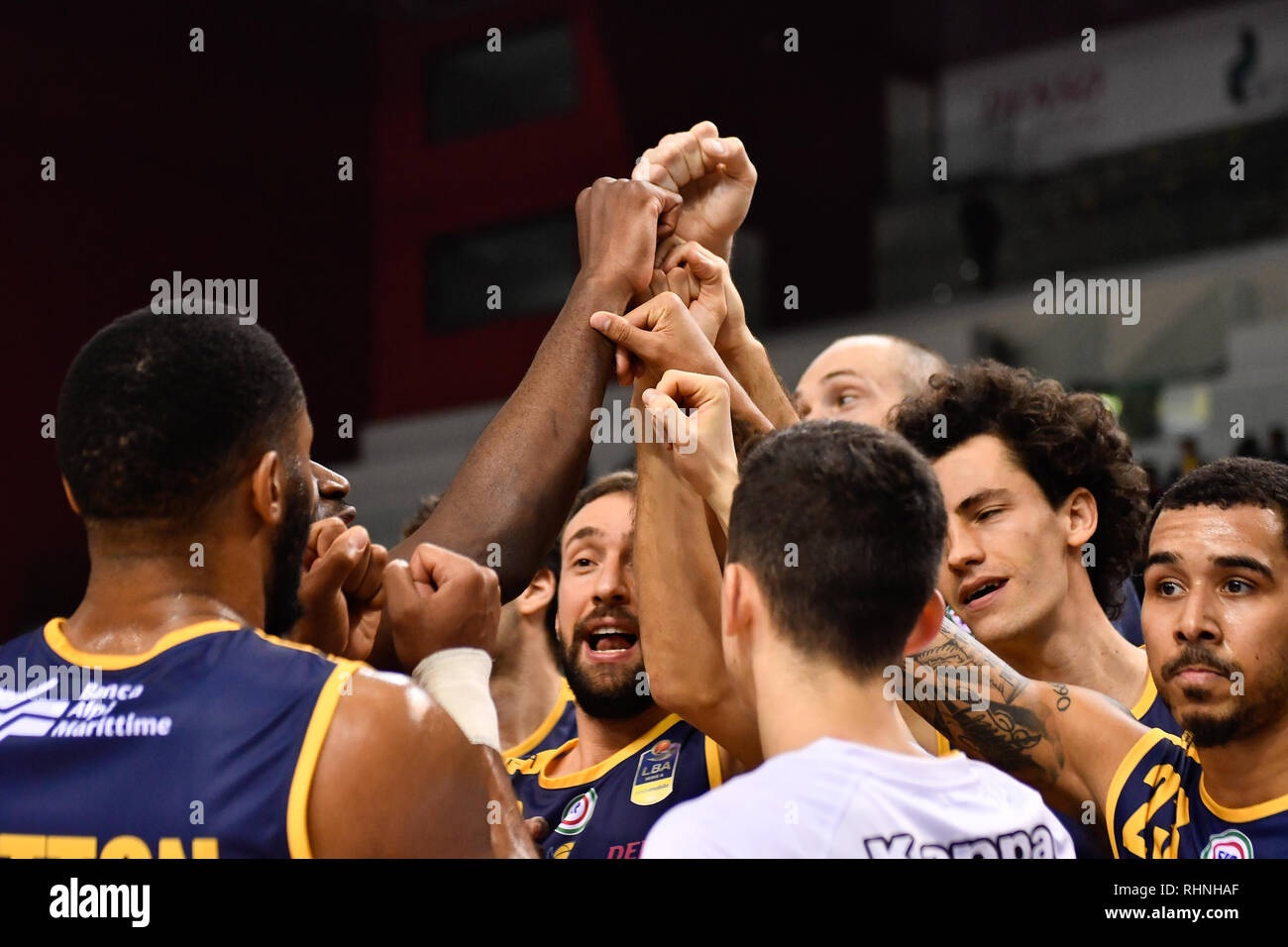 Turin, Italien. 03 Feb, 2019. Während der lega BASKET SERIE A 2018/19 basketball Match zwischen FIAT AUXILIUM TORINO vs GRISSIN BON REGGIO EMILIA bei PalaVela 3 Februar, 2019 in Turin, Italien. Quelle: FABIO UDINE/Alamy leben Nachrichten Stockfoto