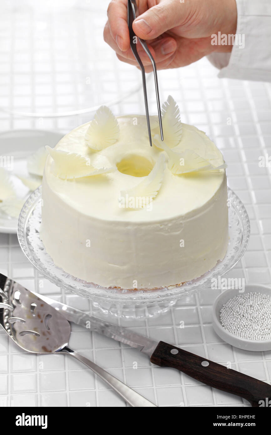 Hausgemachte Angel Food Cake Garnieren Ideen Weisse Schokolade