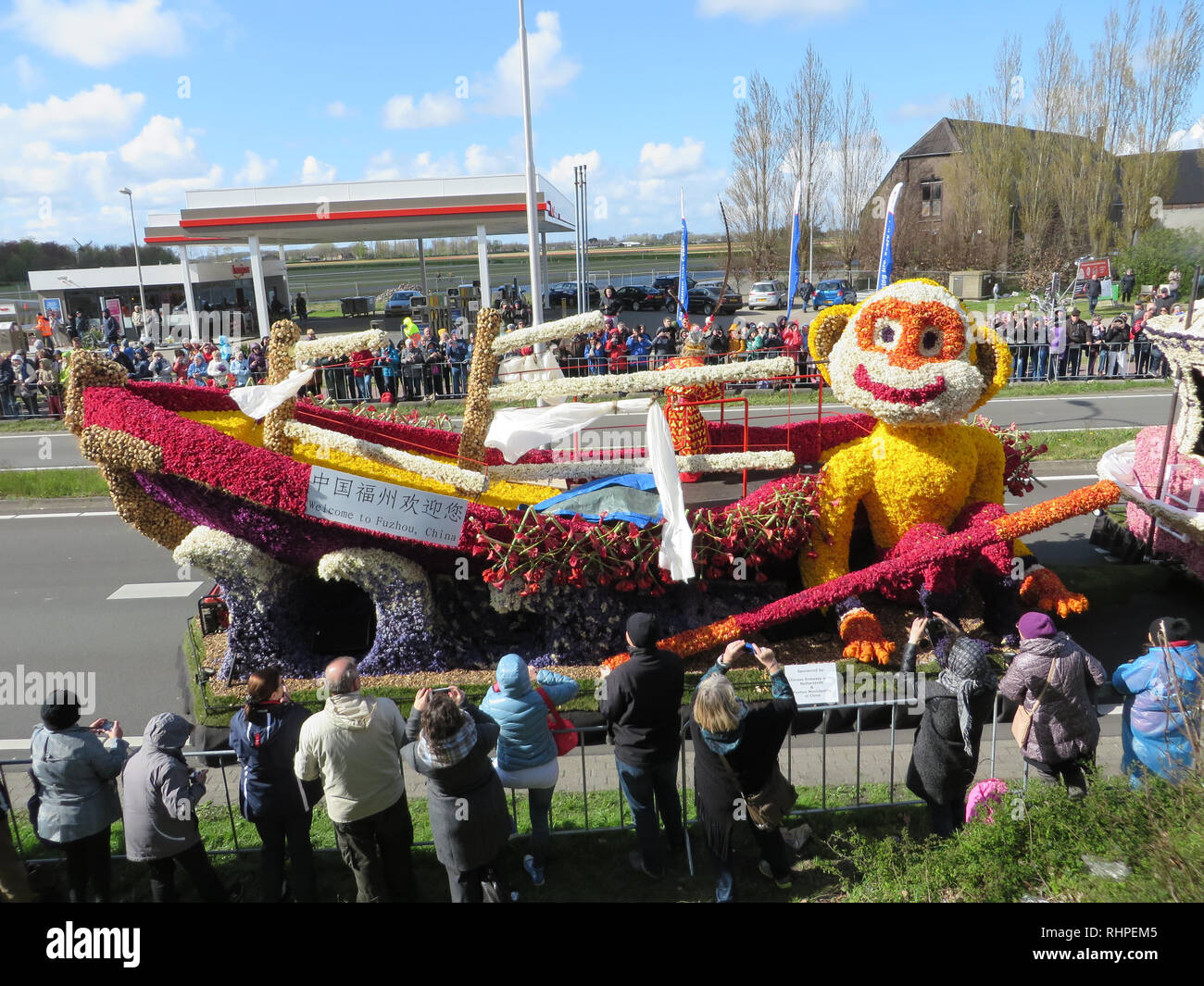 Bloemencorse Blumenkorso in Leiden, Niederlande, in der Nähe des Keukenhofs. Stockfoto