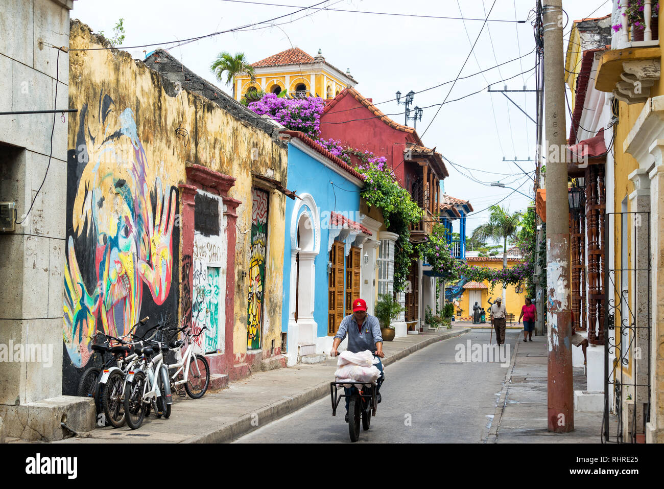 CARTAGENA, KOLUMBIEN - 24. Mai: Bunte street view in Getsemani Nachbarschaft in Cartagena, Kolumbien am 24. Mai 2016 Stockfoto