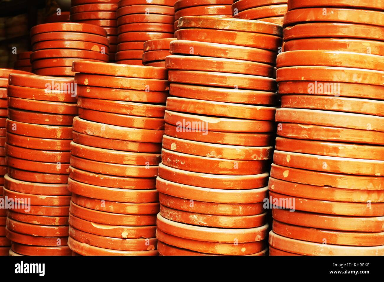 Der Glanz der alten Türen schönen marokkanischen alte Tür. Marrakesch, Marokko. Stockfoto