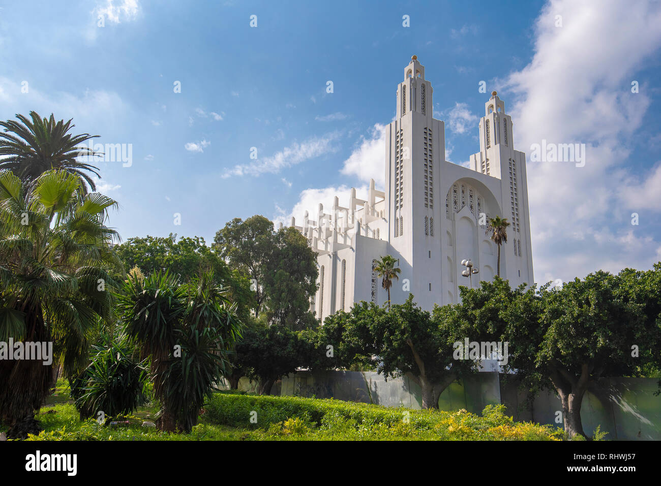 Die ehemalige katholische Kirche vom Heiligen Herzen Jesu in Casablanca, Marokko, im Jahre 1930 erbaut. Die weiße Kathedrale stellte seine religiöse Funktion Stockfoto