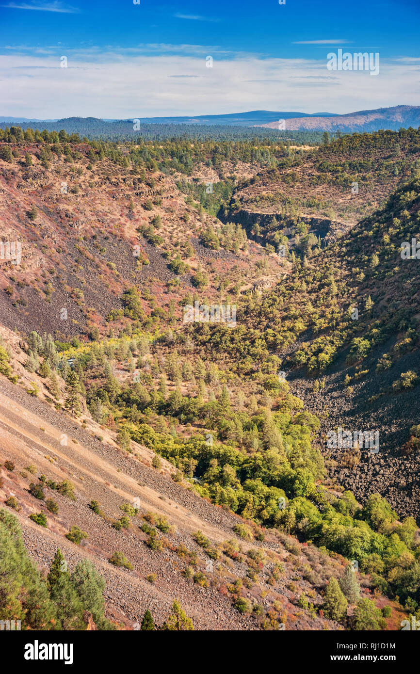 Pit River Canyon in der Nähe von Fall River Mills, Shasta County, Kalifornien, USA Stockfoto