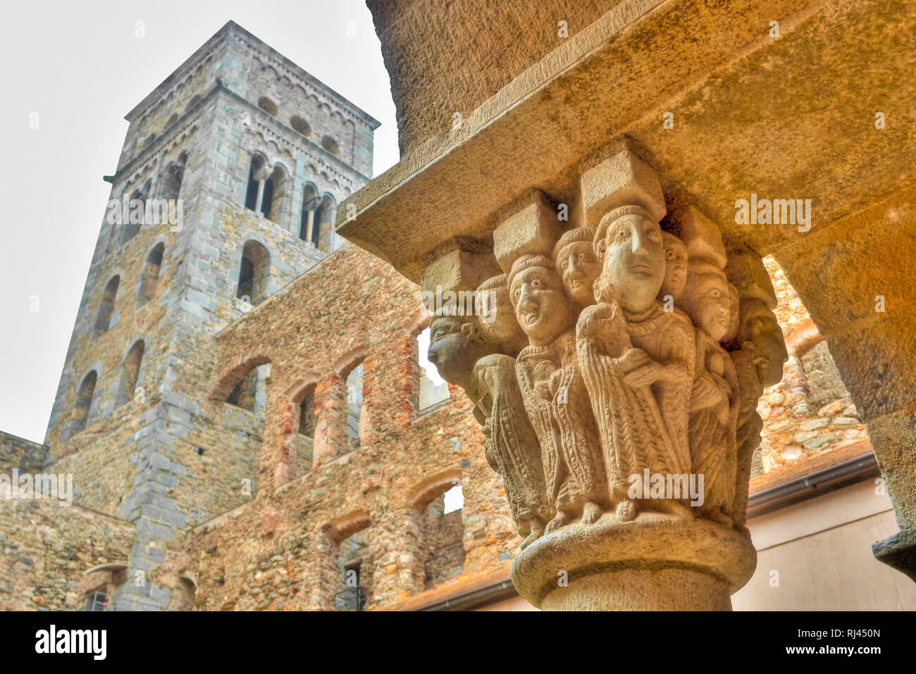 Romanische St. Pere de Rodes Kloster, Girona, Spanien Stockfoto
