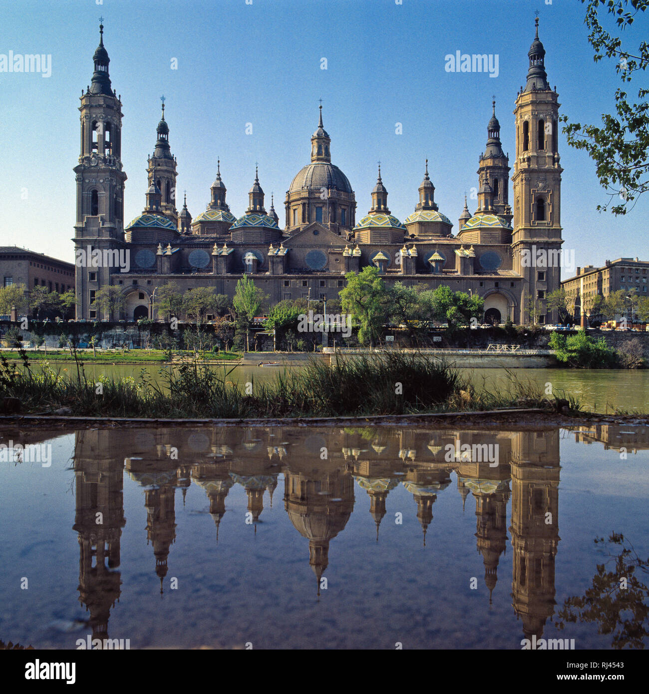 Die Basilika Unserer Lieben Frau von Pilar, Zaragoza, Spanien Stockfoto