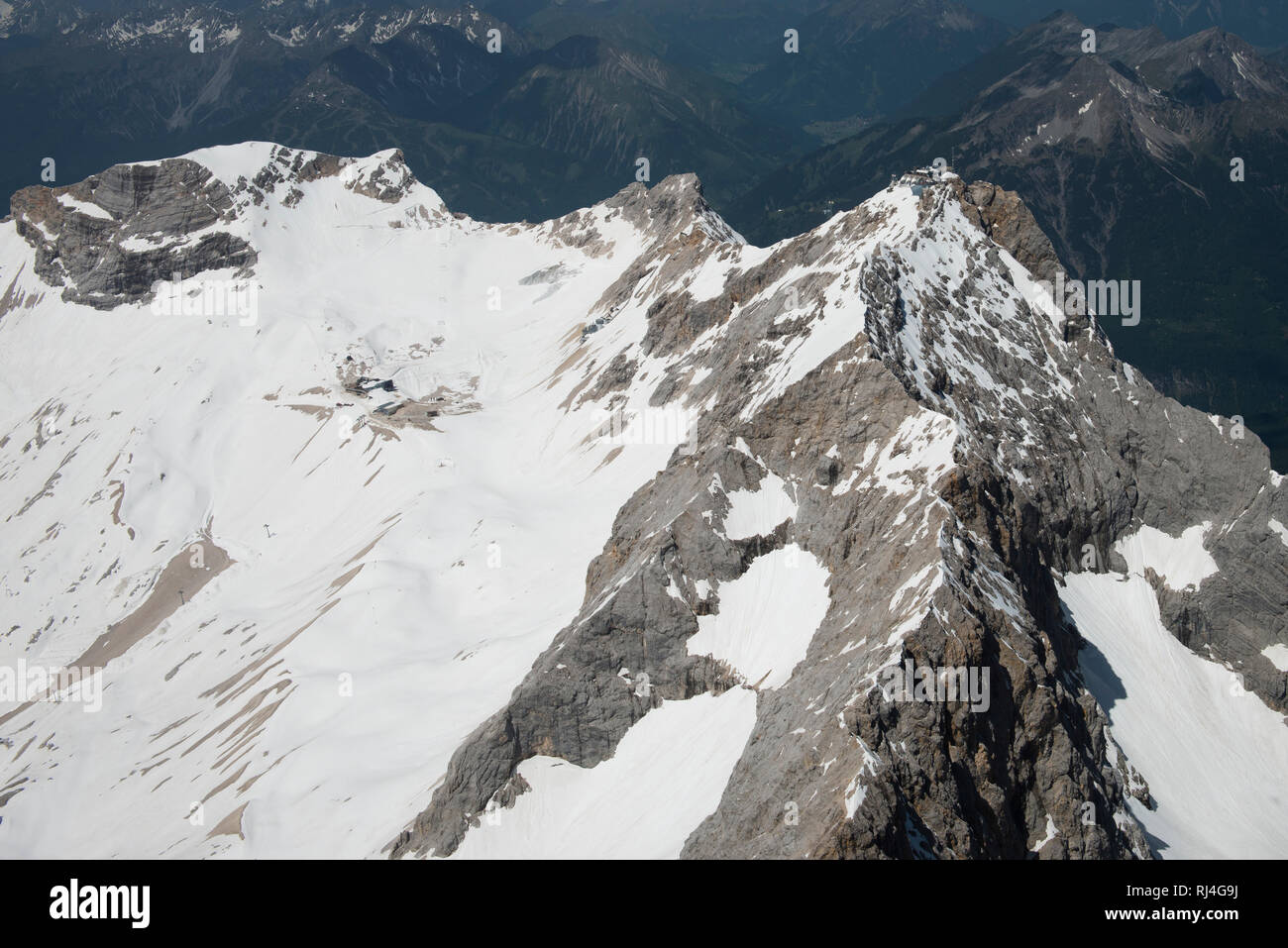 Deutschland, Garmisch Partenkirchen, Region Oberland, Region Wettersteingebirge, Schneefernerhaus, Skigebiet, Zugspitze - Zugspitzplatt Stockfoto