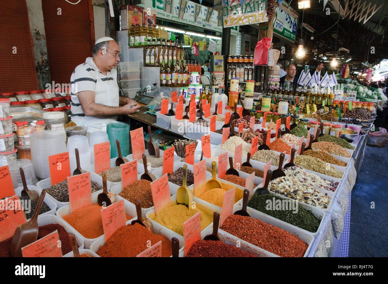 Gew?? rzh ndler, Karmel Markt, Tel Aviv, Israel Stockfoto