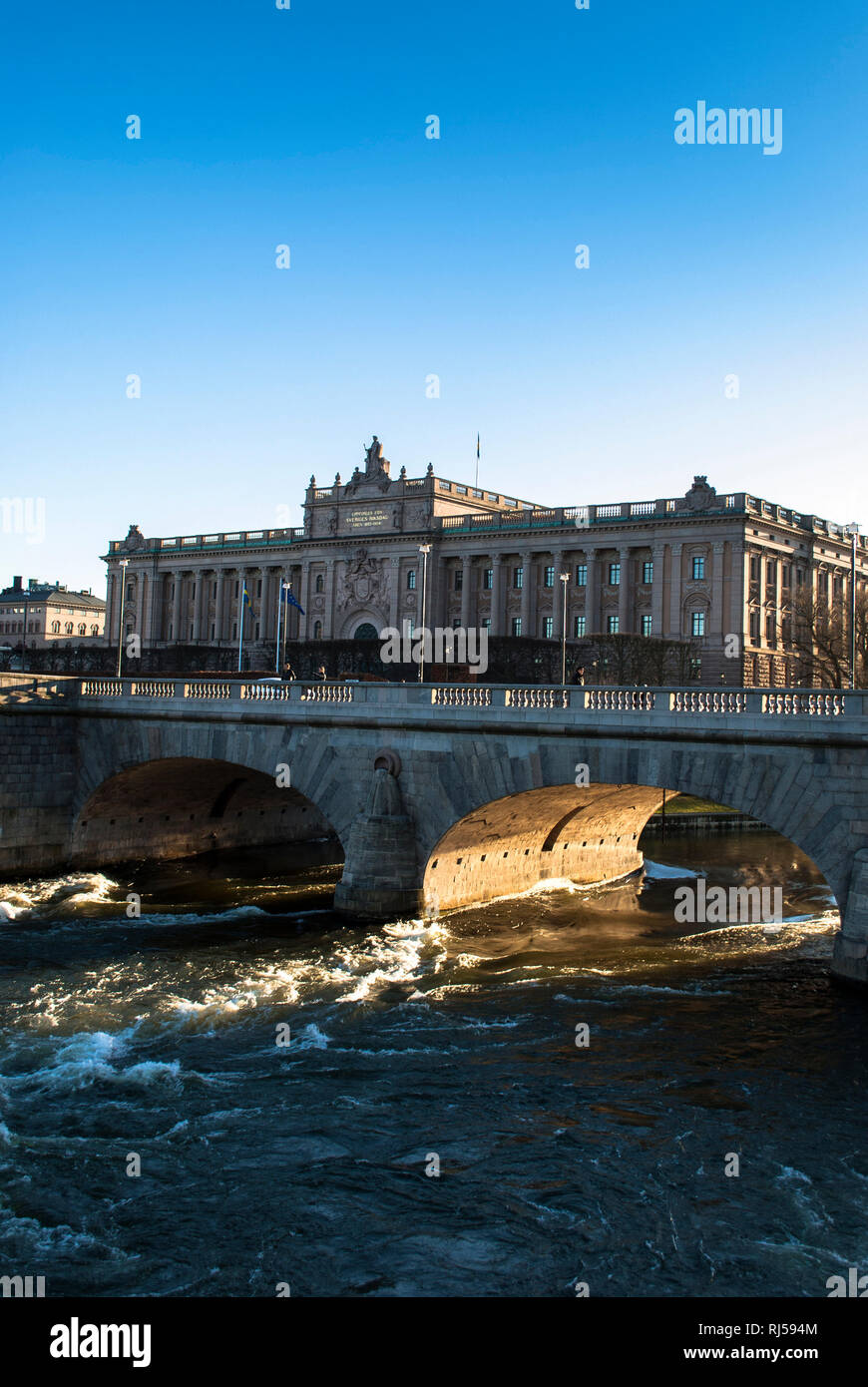 Der Reichstag, der norrbro Br?cke, Stockholm Stockfoto
