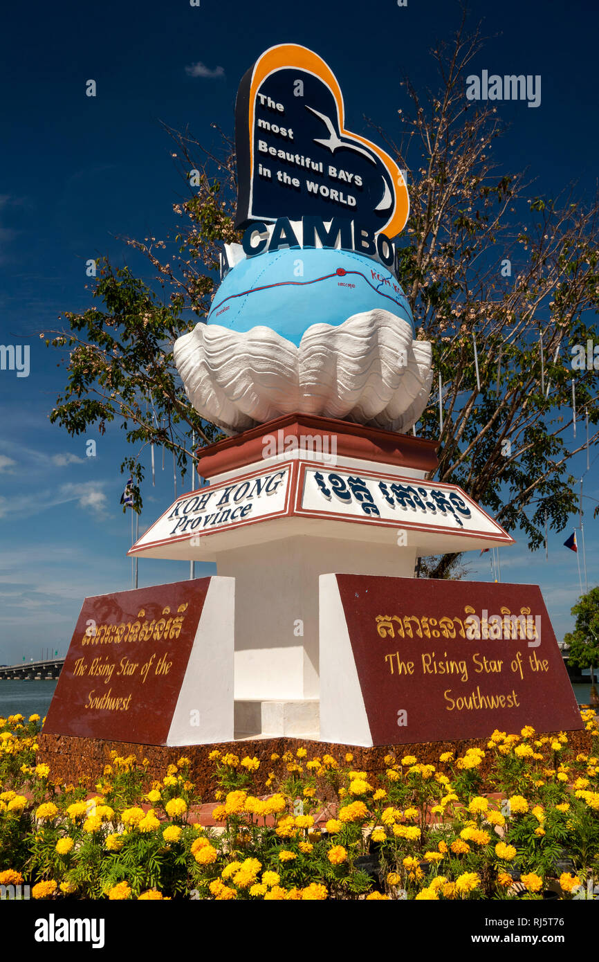 Kambodscha, Preah Koh Kong, krong Khemara Phoumin, Koh Kong Provinz, der Rising Star des Südwestens, Monument, das neben Prek Kaoh Pao Fluss Stockfoto