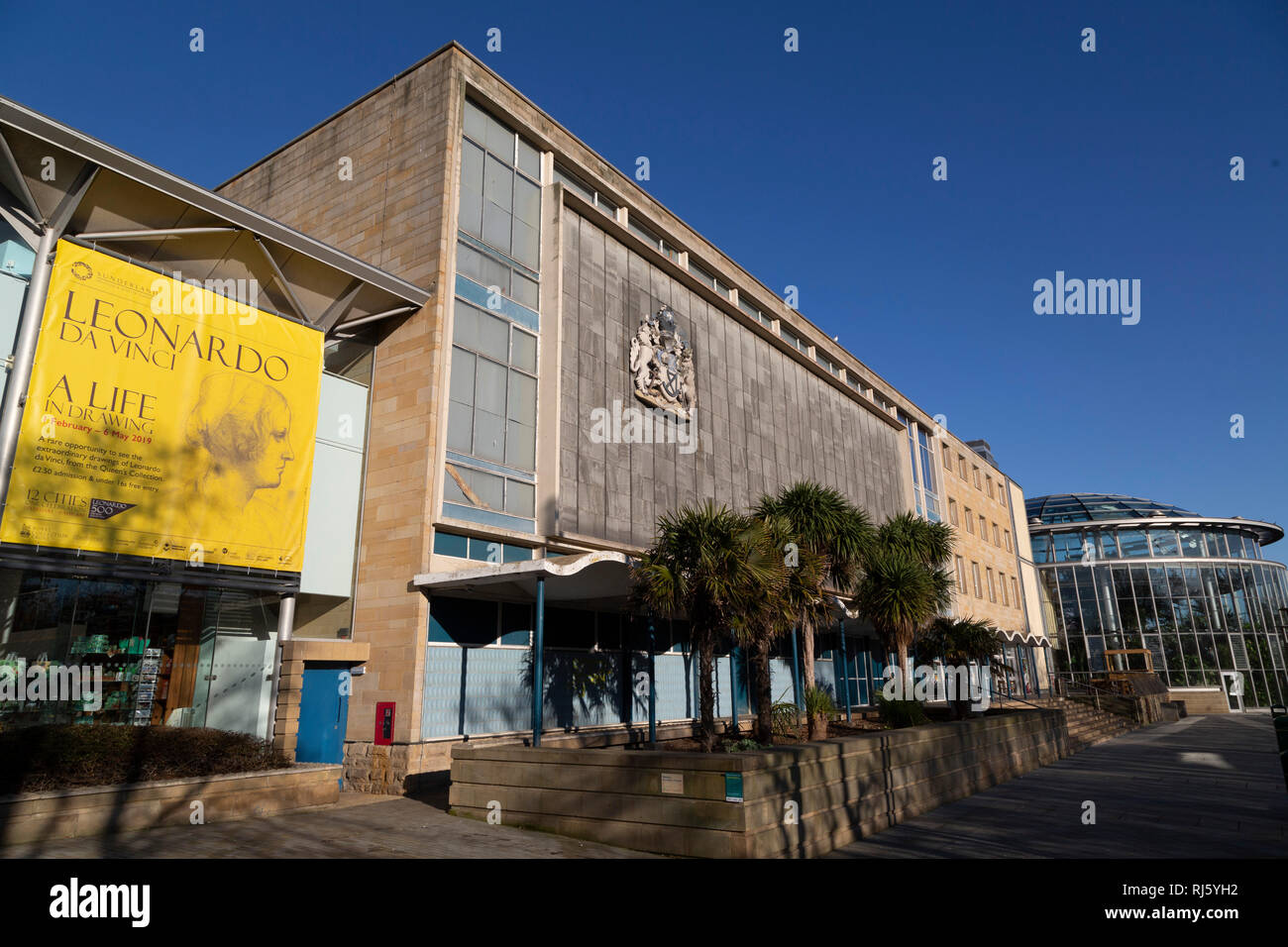 Ein Plakat wirbt für die Ausstellung "Leonardo da Vinci: ein Leben in Zeichnung 'in Sunderland Museum und Winter Gardens in England. Stockfoto