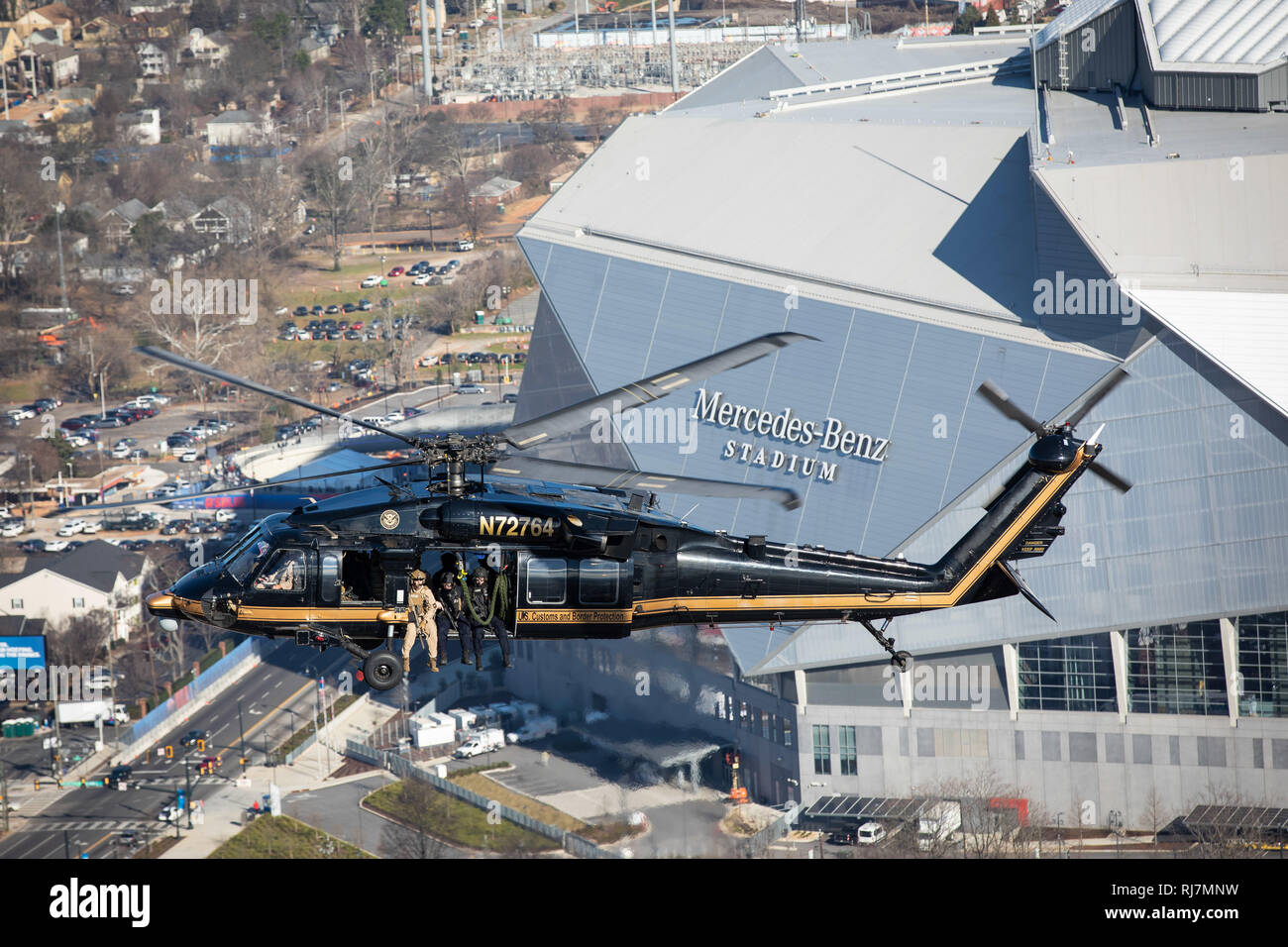 Us-Zoll und Grenzschutz Luft und Marine Operations und Büro der Feldeinsätze SRT air space Security vor dem Super Bowl LIII in Atlanta, Georgia. Foto von Ozzy Trevino, die US-amerikanischen Zoll- und Grenzschutz Stockfoto