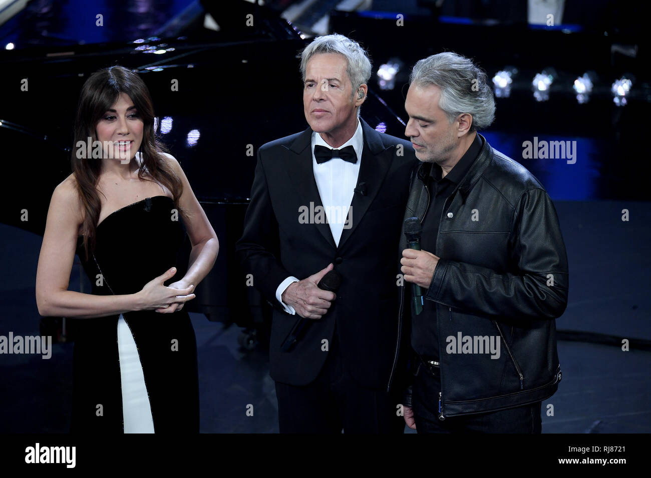 Sanremo, 69. Festival des italienischen Liedes 2019. Prima Serata. Im Foto Andrea Bocelli und Claudio Baglioni und Virginia Raffaele Stockfoto