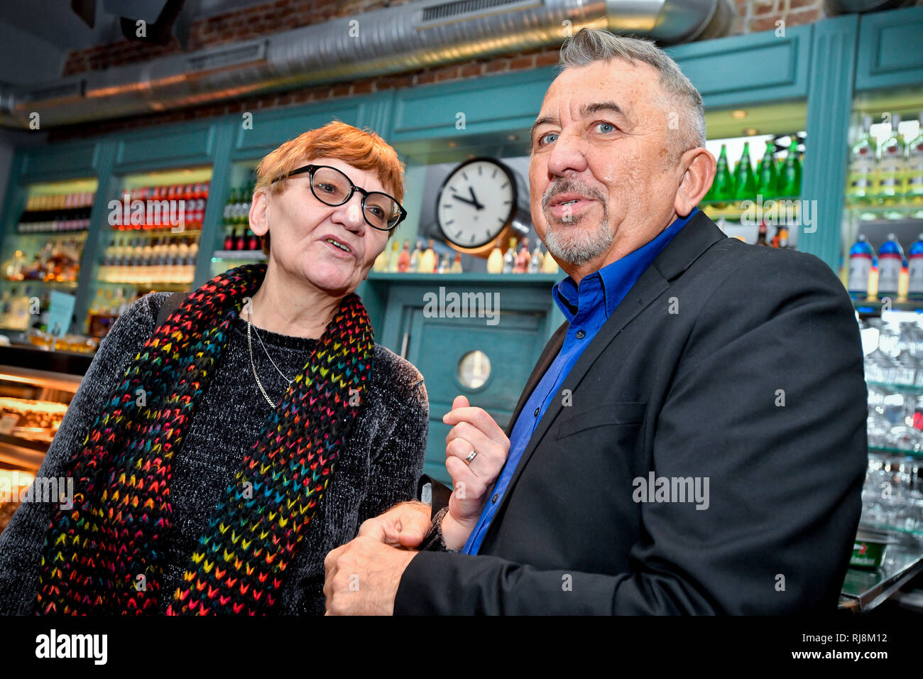 Tschechische Filmkritiker Mirka Spacilova, Links, und der Präsident des Febiofest Fero Fenic auf einer Pressekonferenz am 26. Febiofest internationales Film festi teilnehmen Stockfoto