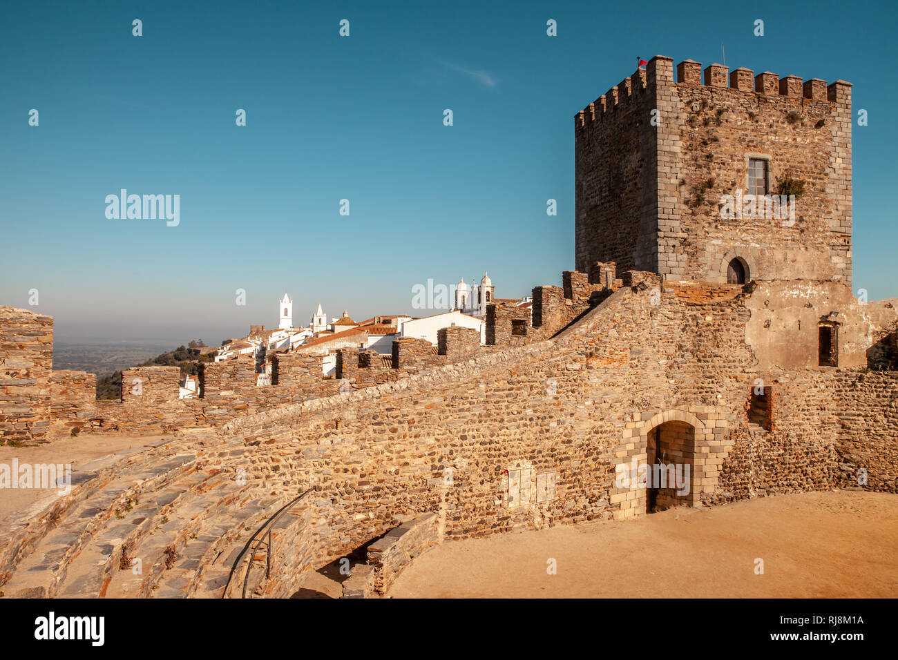 Mittelalterliches Dorf Monsaraz im Alentejo Portugal reisen Europa Stockfoto