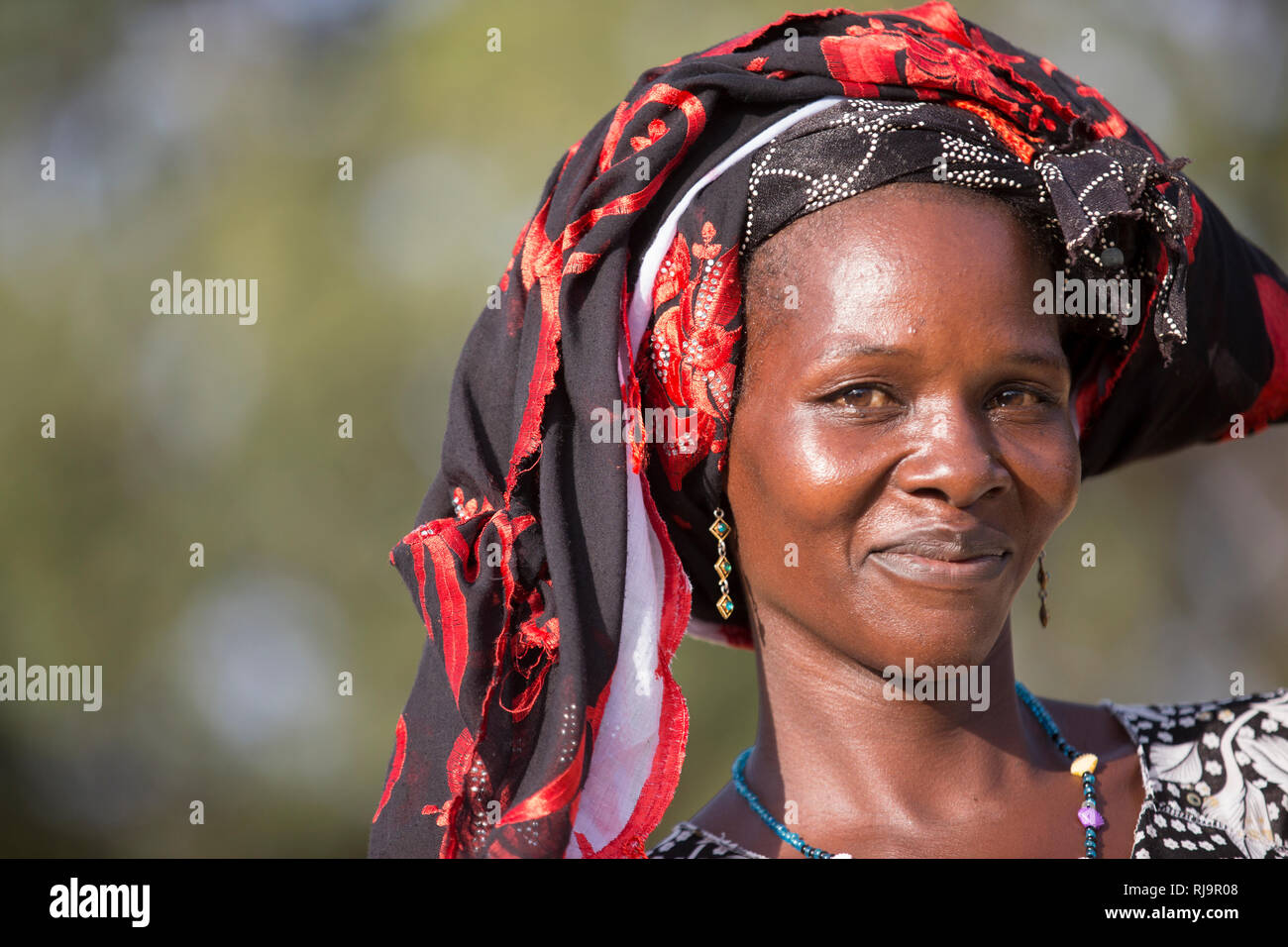 Kisambo Dorf, Yako, Burkina Faso, 28. November 2016; Mamounata Sankara, 30 mit ihr Töchterchen, Apsa, 6 Monate. (Fallstudie) Stockfoto