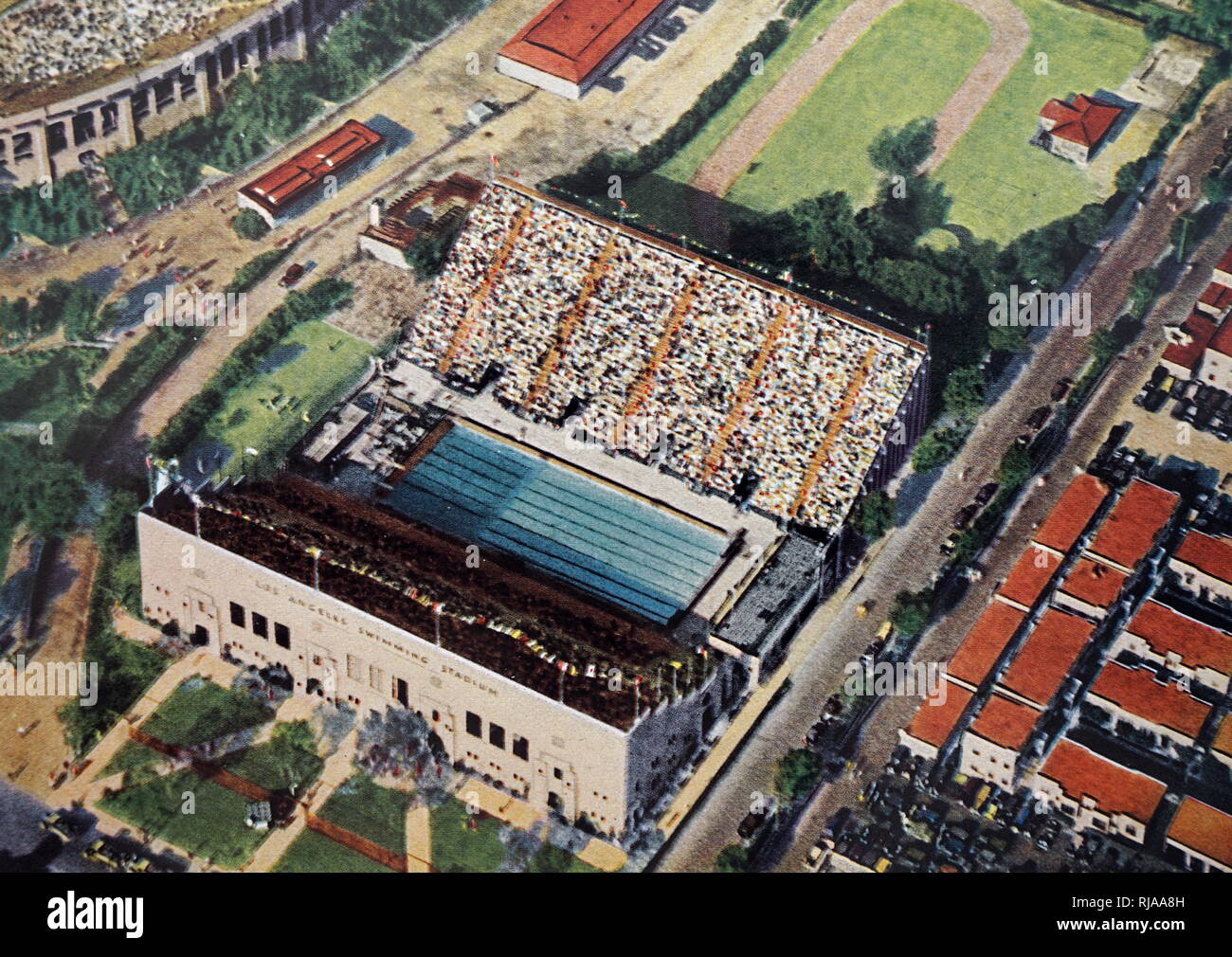 Hand Farbfoto von Los Angeles Schwimmstadion während der Olympischen Sommerspiele 1932. Stockfoto