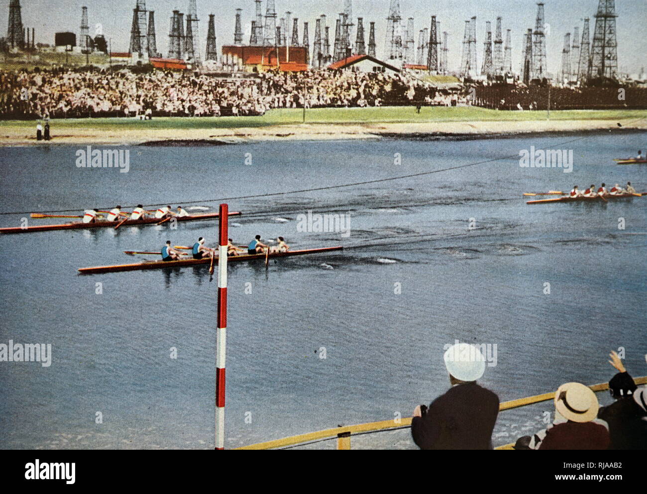 Foto der Coxed fours Rudern bei den Olympischen Spielen 1932. Das Foto zeigt Deutschland Gold über Italien, Silber nahm gewinnen. Stockfoto