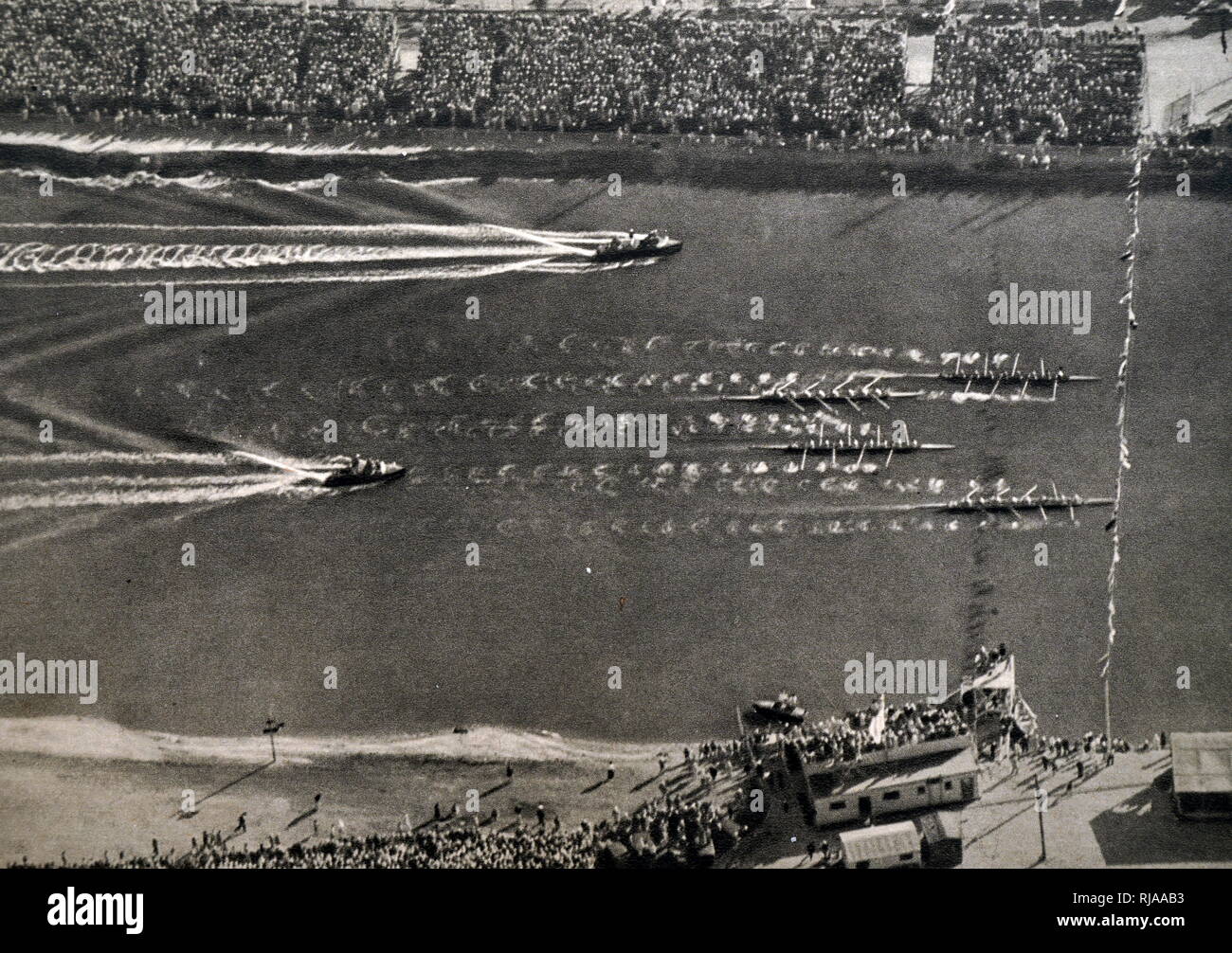 Luftbild der acht rudern Finale bei den Olympischen Spielen 1932. Gewonnen durch Amerika, Italien und Kanada. Großbritannien beendet im vierten. Stockfoto