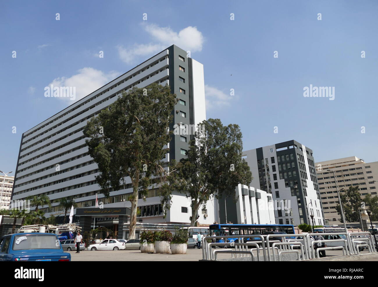 Modernes Bürogebäude in Heliopolis, Kairo, Ägypten 2018 Stockfoto