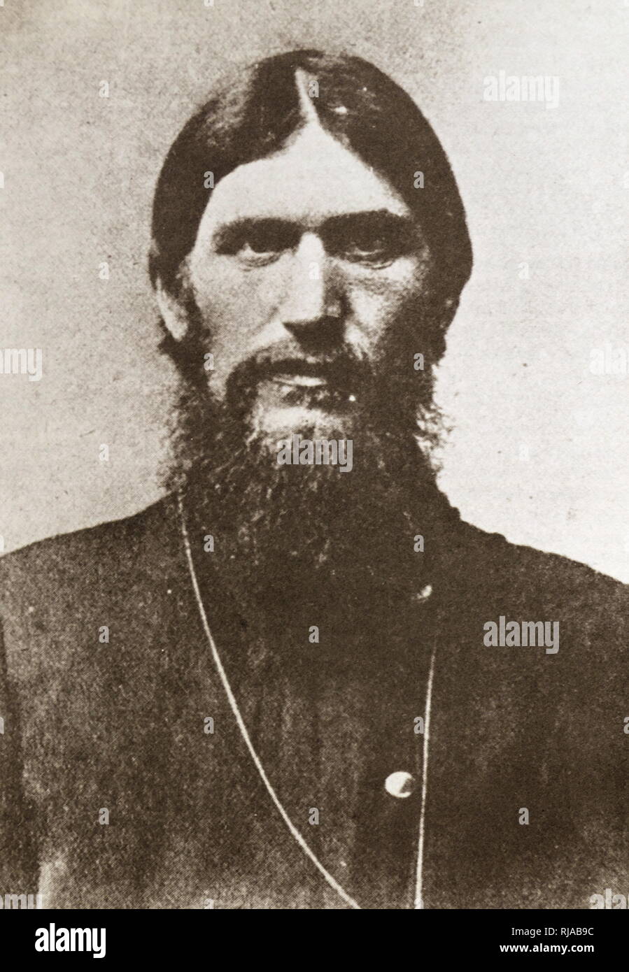 Grigori Rasputin Yefimovich (1869-1916), russische Mystiker und selbsternannten heiligen Mann, der die Familie des Zaren Nikolaus II., angefreundet und hat erheblichen Einfluß in late Imperial Russland. Stockfoto