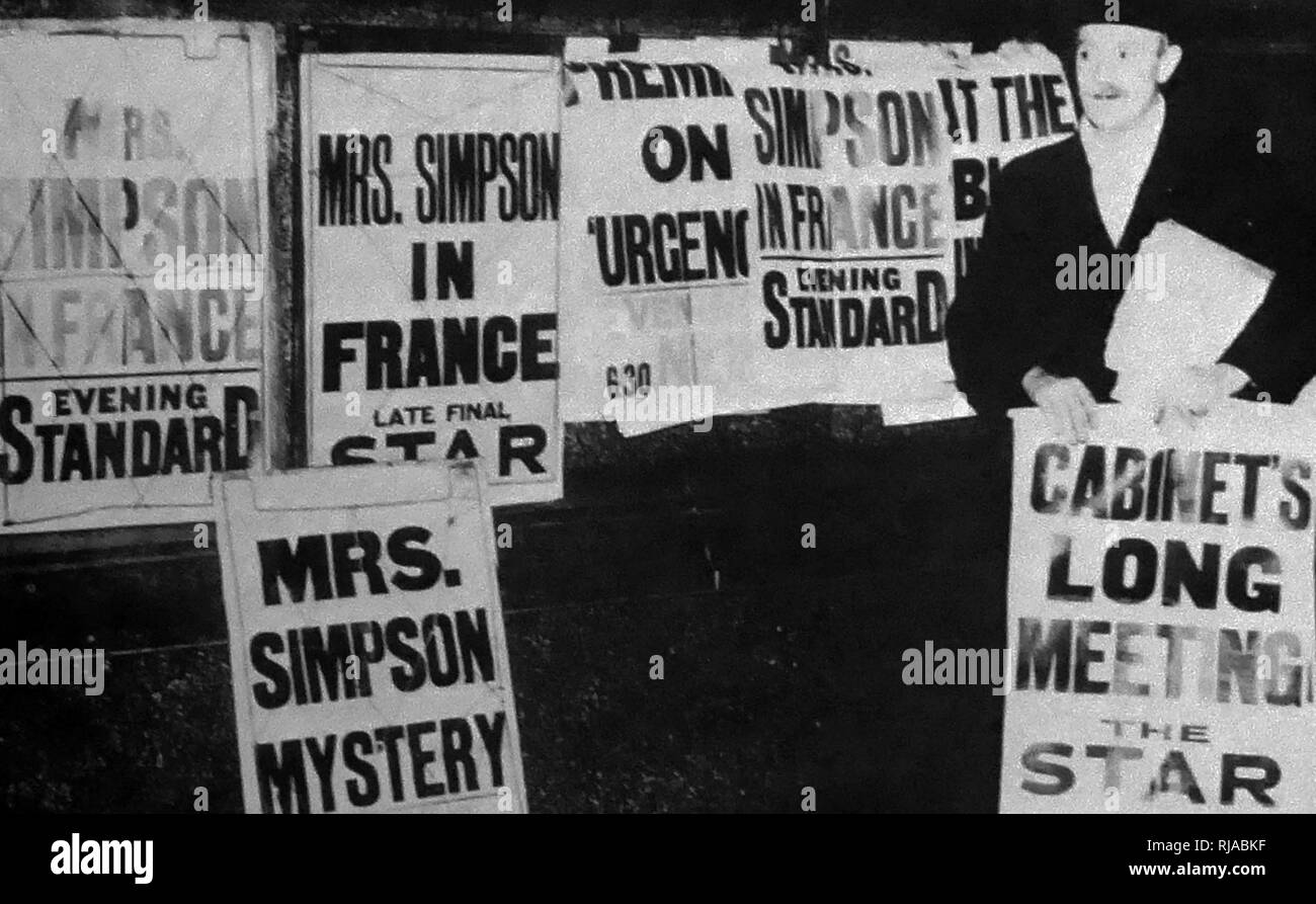 Schlagzeilen in der britischen Presse während der Abdankung 1936 Krise. Diese konstitutionelle Krise in das Britische Empire entstand, als King-Emperor Edward VIII vorgeschlagen, Wallis Simpson, eine US-amerikanische Prominente, die von ihrem ersten Ehemann geschieden wurde und verfolgte die Scheidung von ihrem zweiten zu heiraten. Stockfoto