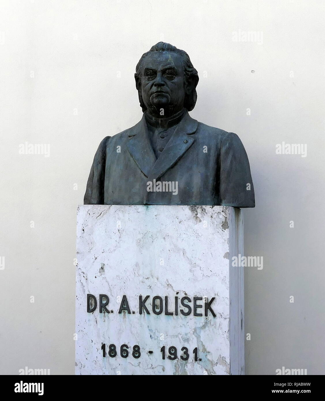 Büste von Dr. Alois Kolisek (1868-1931), römisch-katholischer Priester, ein TSCHECHOSLOWAKISCHER Politiker und Mitglied der revolutionären Nationalversammlung, mit starken Bindungen an die Slowakei. Büste in Bratislava, Slowakei Stockfoto