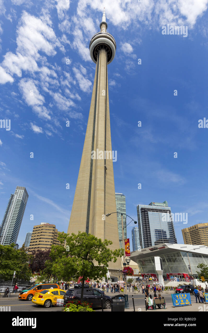 CN Tower, Wahrzeichen von Toronto, Großstadt im Süden von Kanada, Nordamerika Stockfoto