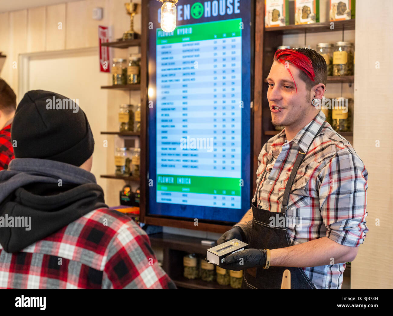 Walled Lake, Michigan - das Gewächshaus medizinischen Marihuana Dispensary. Stockfoto