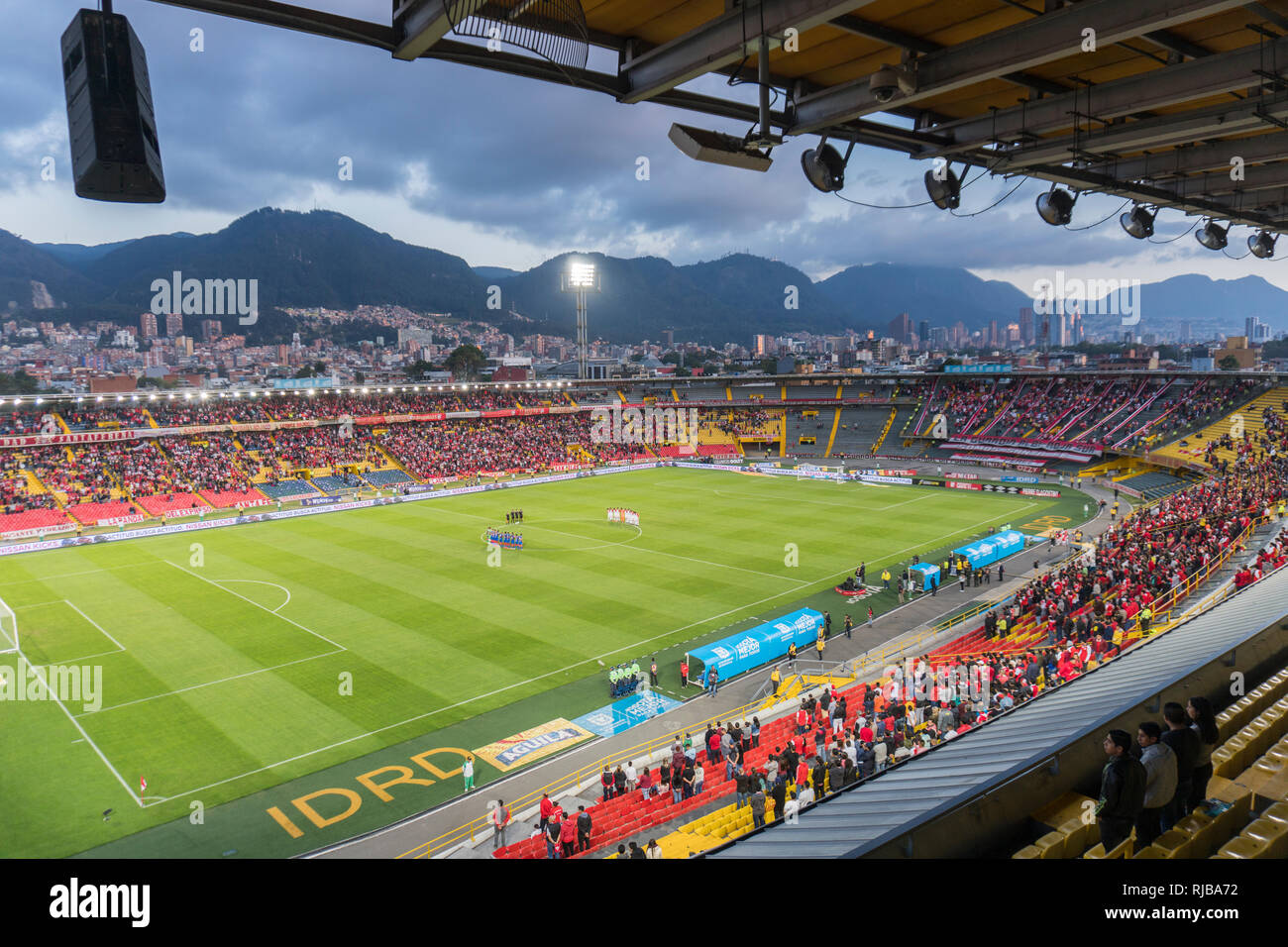 Eine Allgemeine Ansicht Der El Campin Stadion In Bogota Stockfotografie Alamy
