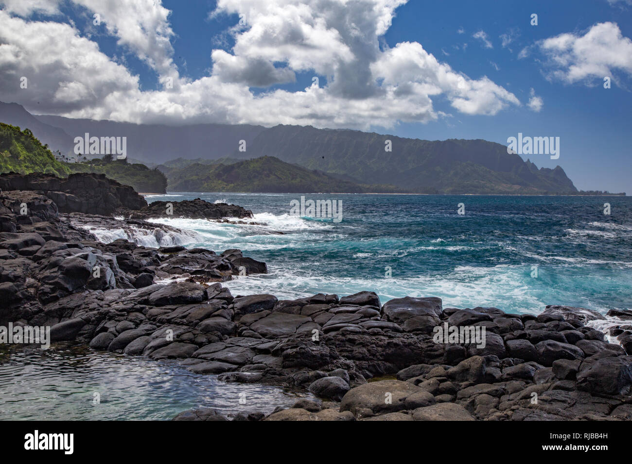 Blick aus der Kauai's berühmten Königin Badewanne. Stockfoto