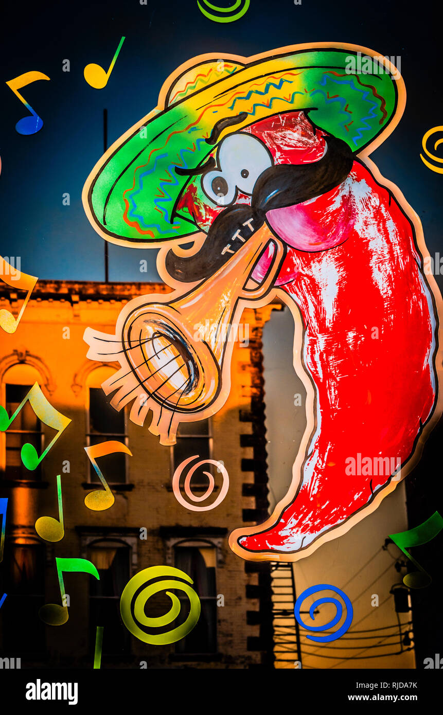 Eine rote Chili spielt Musik auf ein Fenster im El Ranchero mexikanische Restaurant, Feb.14, 2015 in Selma, Alabama. Stockfoto