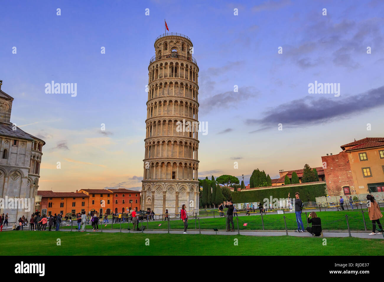 Der Schiefe Turm Von Pisa Stockfotos und -bilder Kaufen - Alamy
