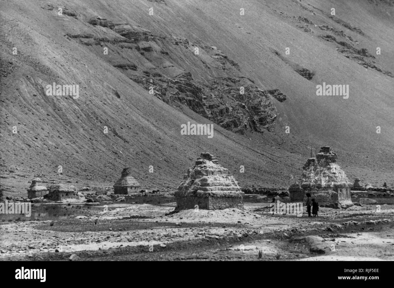 Chorten, die Reliquien des Heiligen und der Heiligen Bücher, Italienische Expedition in Tibet, 1920-30 Stockfoto