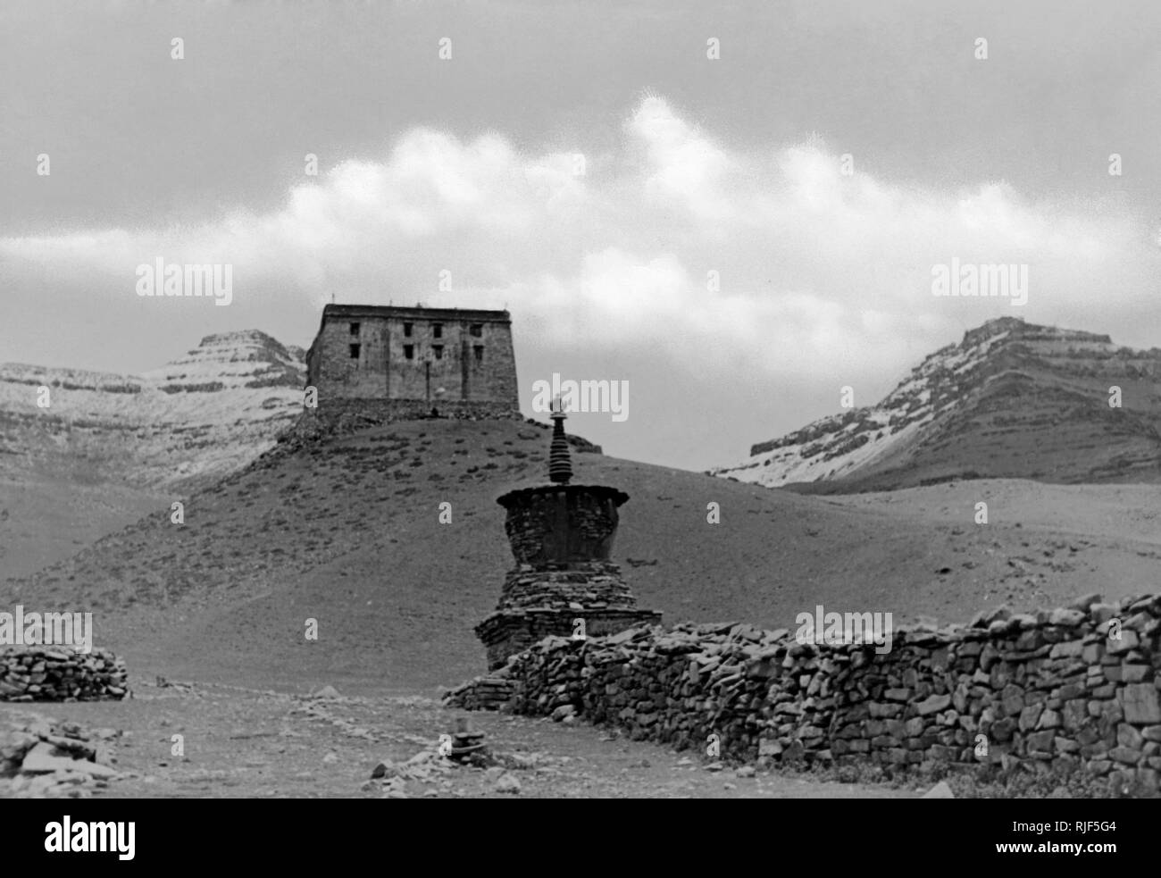 Schluchten von kailasa und gyantrag Kloster, italienischen Expedition in Tibet, 1920-30 Stockfoto