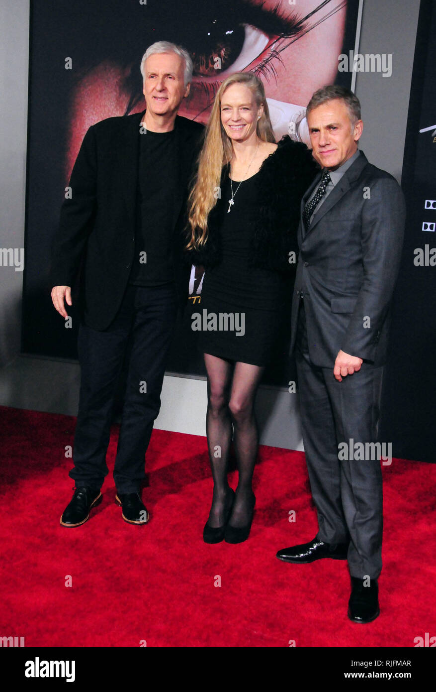 LOS ANGELES, Ca - 5. Februar: Produzent James Cameron, Frau Suzy Amis Cameron und Schauspieler Christoph Waltz besuchen Twentieth Century Fox's': Battle Angel Alita" Premiere am 5. Februar 2019 in Westwood Village Regency Theater in Los Angeles, Kalifornien. Foto von Barry King/Alamy leben Nachrichten Stockfoto