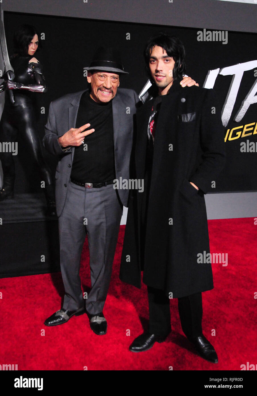 Los Angeles, USA. 05 Feb, 2019. Schauspieler Danny Trejo und Sohn Gilbert Trejo besuchen Twentieth Century Fox's': Battle Angel Alita" Premiere am 5. Februar 2019 in Westwood Village Regency Theater in Los Angeles, Kalifornien. Credit: Barry King/Alamy leben Nachrichten Stockfoto