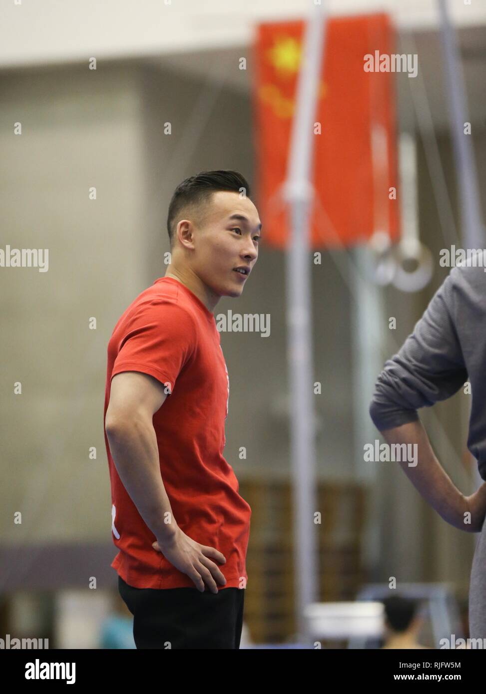 (190206) - Peking, Februar 6, 2019 (Xinhua) - Xiao Ruoteng der Chinesischen Nationalen gymnastics Team besucht eine Schulung in Peking, der Hauptstadt von China, Februar 6, 2018. (Xinhua / Jia Haocheng) Stockfoto