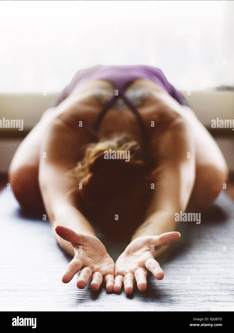 Frau beim yoga Stockfoto